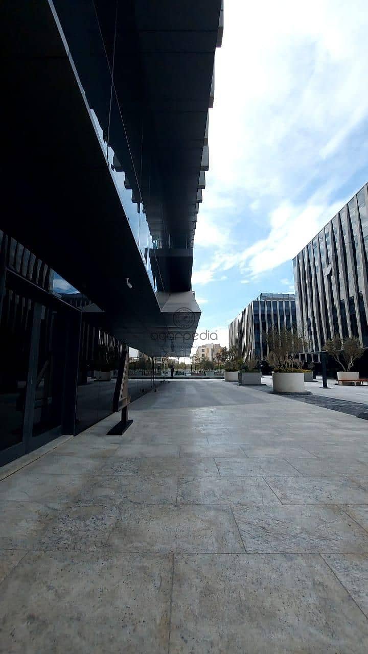 5 WhatsApp Image 2025-11-12 at 12.33. 19 PM (1). jpeg