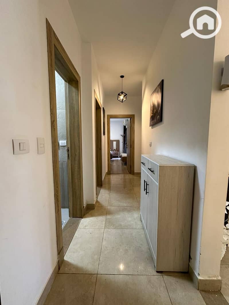 6 6ecf77ae-8845-4f4b-9dd6-3b61e9b29ebc. jpeg