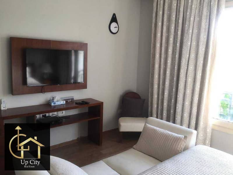 6 5L2l8CNb5hJCIqKEyfEclm77I1wp3cVS47vX67PY. jpg