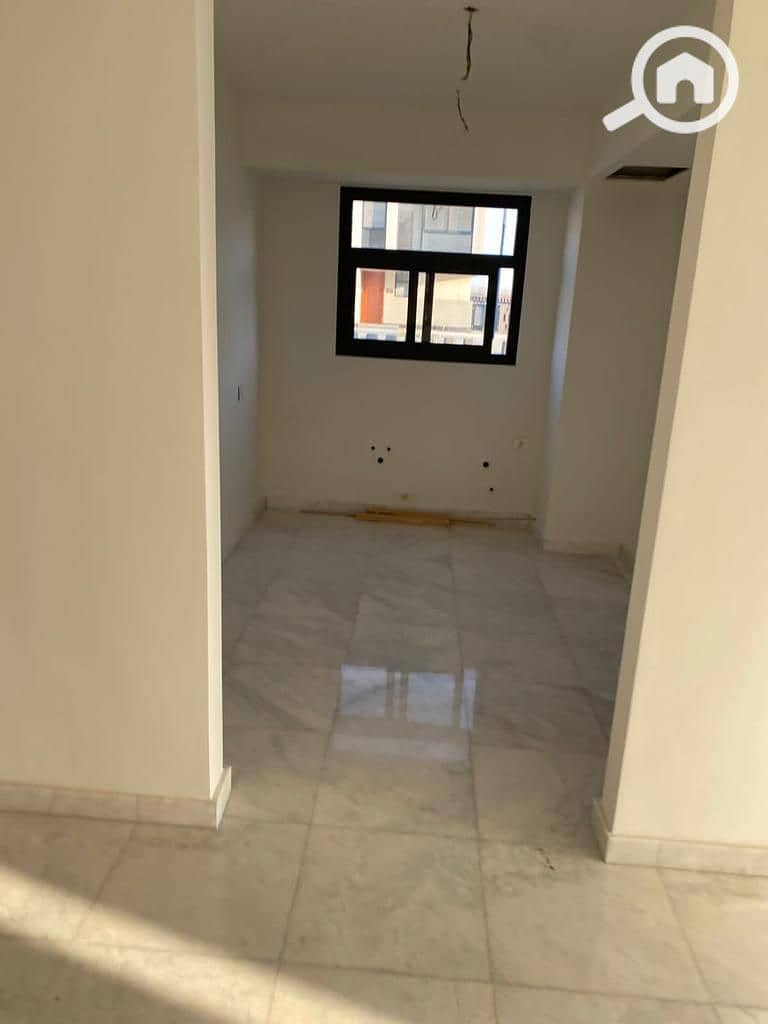 6 d23586b0-34b4-450b-9584-1b6d428b09ca (1). jpg