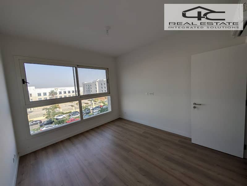 10 WhatsApp Image 2025-11-10 at 3.59. 21 PM. jpeg