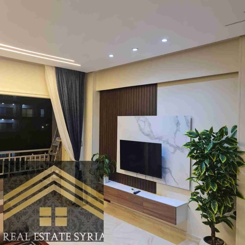 1000393066. jpg 1000393066. jpg