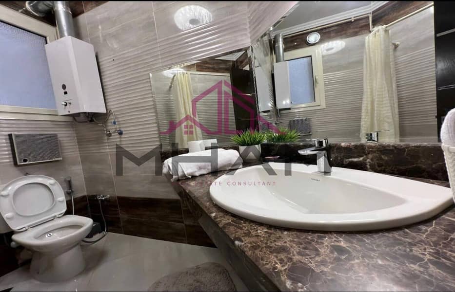 24 photo_5807415754591243263_y. jpg