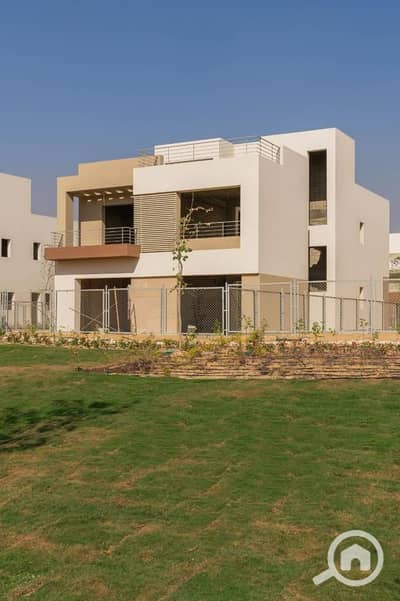 5 Bedroom Villa for Sale in 6th of October, Giza - IMG-20230529-WA0231. jpg