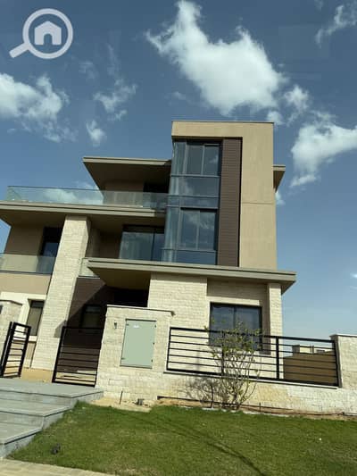 10 Bedroom Villa for Sale in Sheikh Zayed, Giza - WhatsApp Image 2025-05-14 at 1.02. 51 PM. jpeg