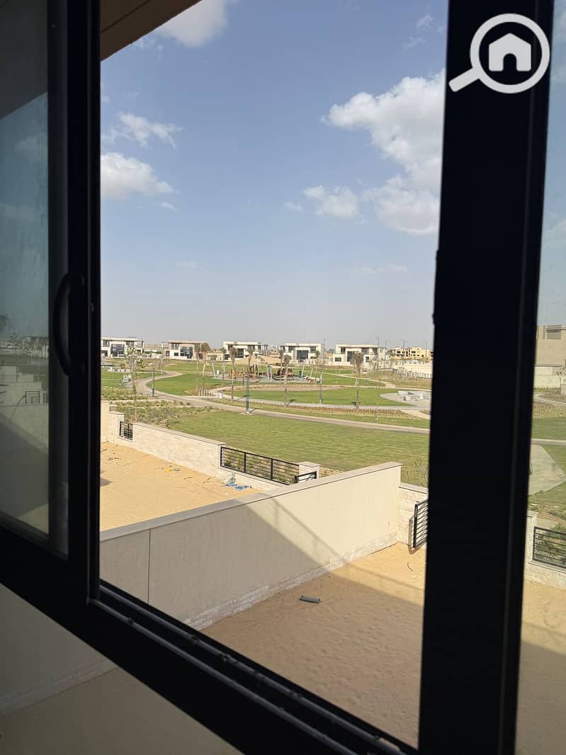 10 WhatsApp Image 2025-05-14 at 1.02. 56 PM (1). jpeg