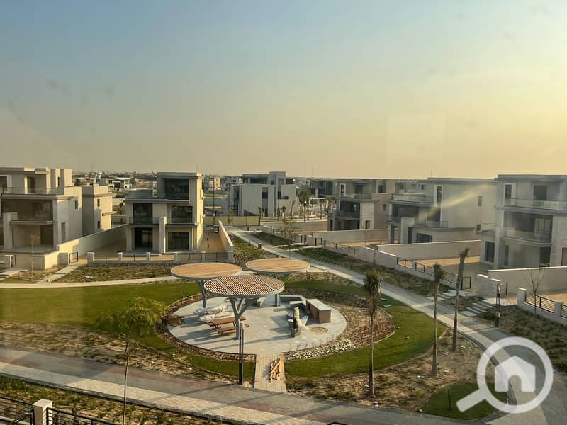 9 WhatsApp Image 2025-03-15 at 1.57. 37 AM (1). jpeg