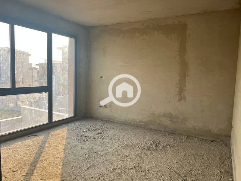 10 WhatsApp Image 2025-03-15 at 1.57. 37 AM. jpeg