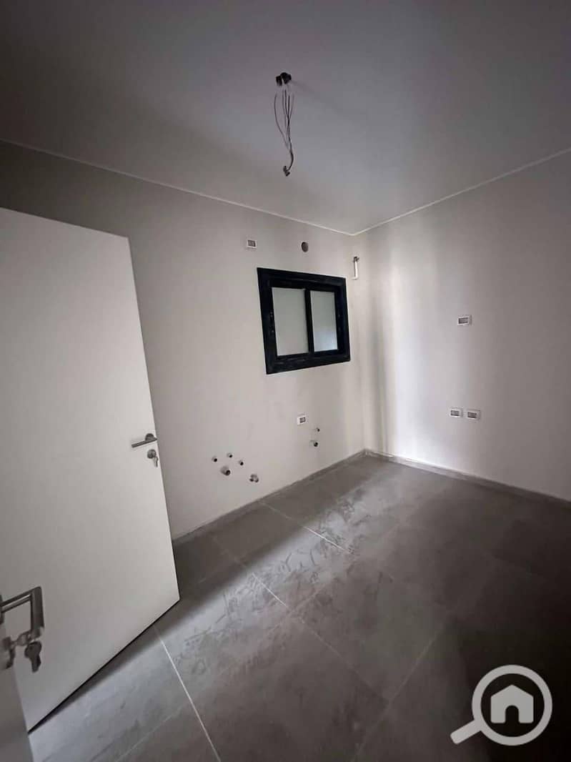 4 WhatsApp Image 2025-05-18 at 3.21. 57 PM. jpeg