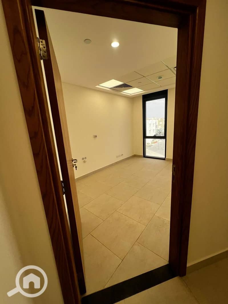 4 WhatsApp Image 2025-06-21 at 5.45. 18 PM. jpeg