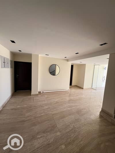 شقة 3 غرف نوم للبيع في الشيخ زايد، الجيزة - IMG-20250210-WA0038. jpg