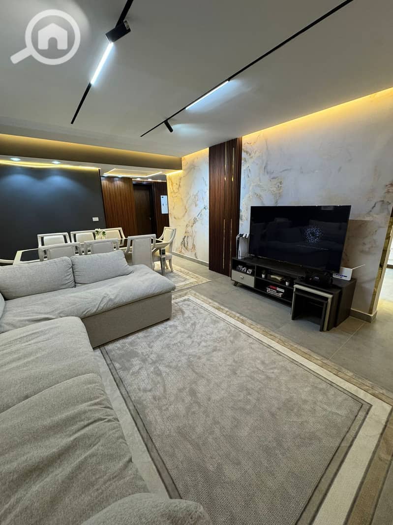 10 WhatsApp Image 2025-08-19 at 1.28. 50 PM. jpeg