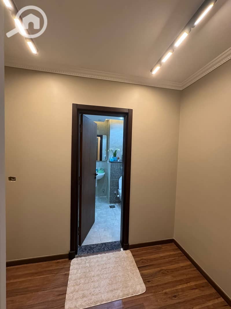 15 WhatsApp Image 2025-08-19 at 1.28. 53 PM (1). jpeg