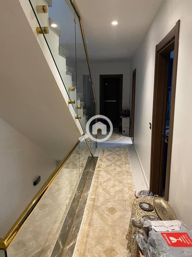 5 WhatsApp Image 2025-10-02 at 2.52. 06 PM. jpeg