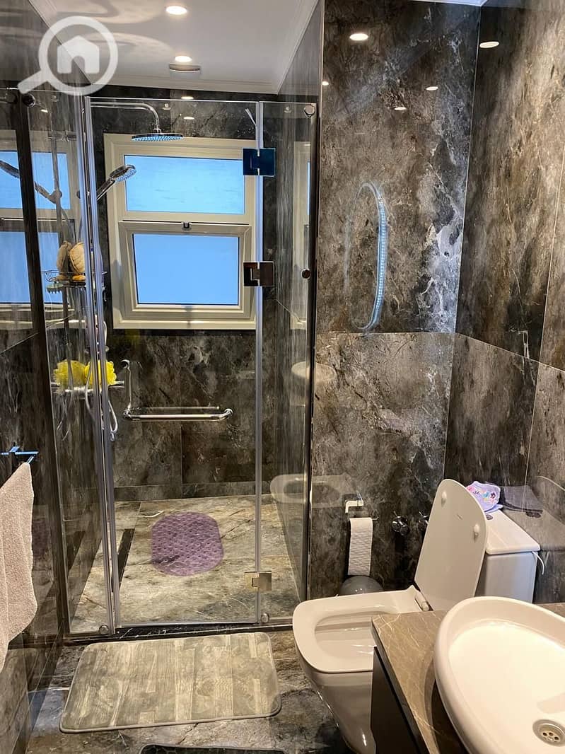 6 WhatsApp Image 2025-10-02 at 2.52. 07 PM. jpeg