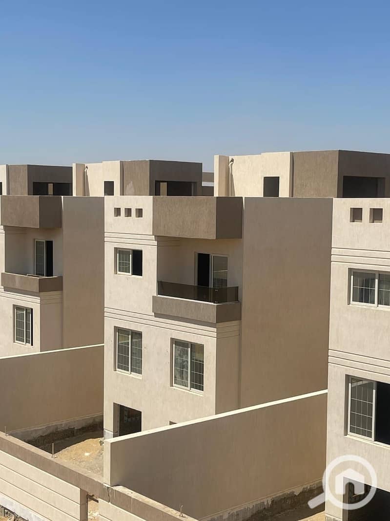 7 WhatsApp Image 2025-10-21 at 11.57. 51_1b4d4092. jpg