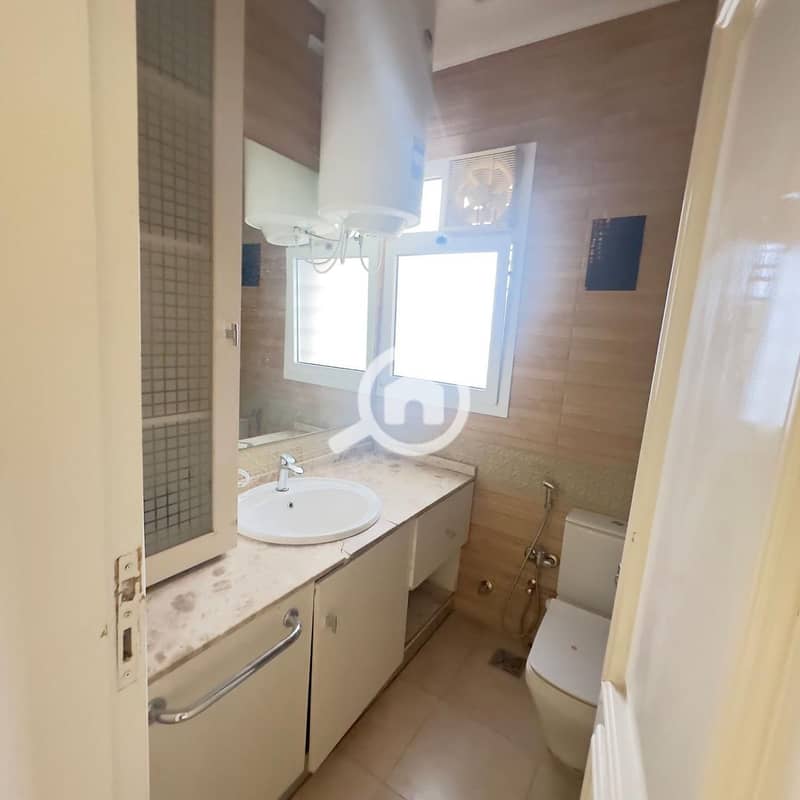 19 WhatsApp Image 2025-05-06 at 12.21. 09 PM (1). jpeg