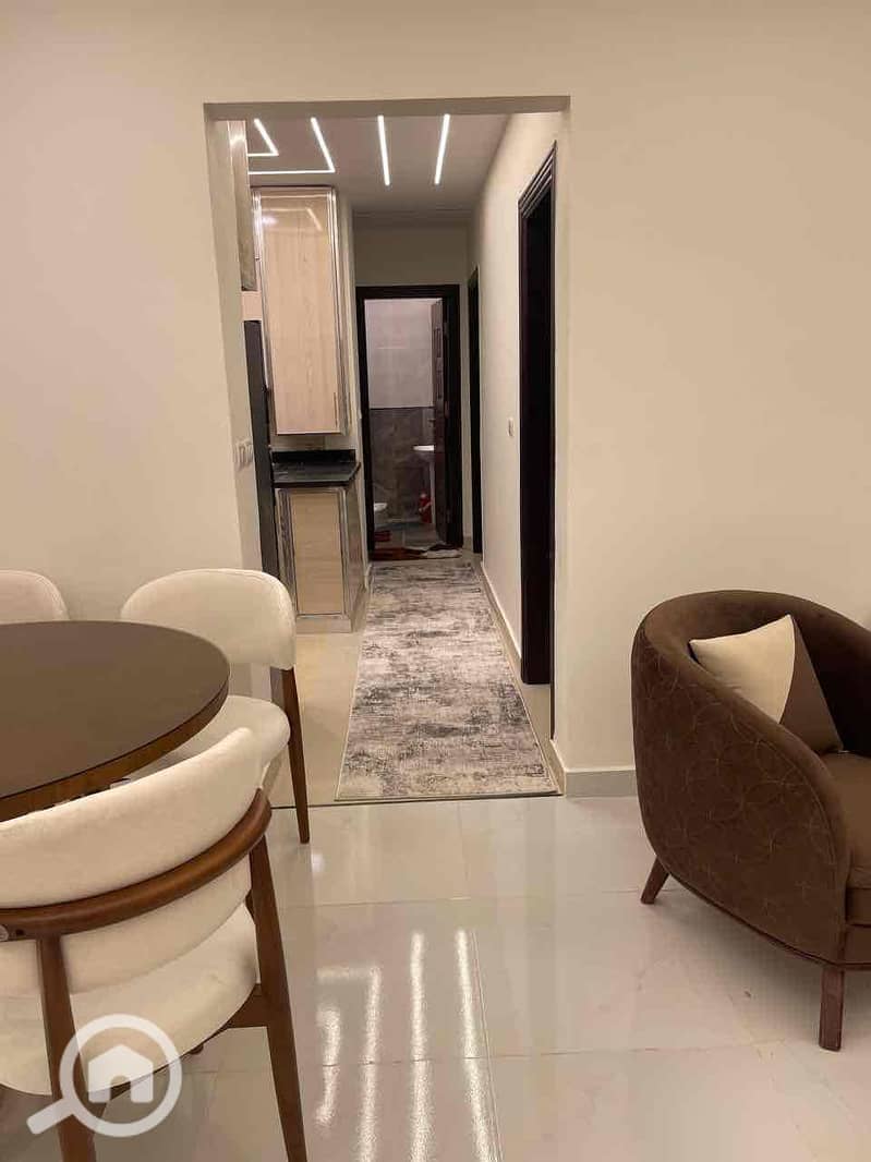 18 1f0998b3-0b88-4716-91e7-ca87acd3941b. jpg