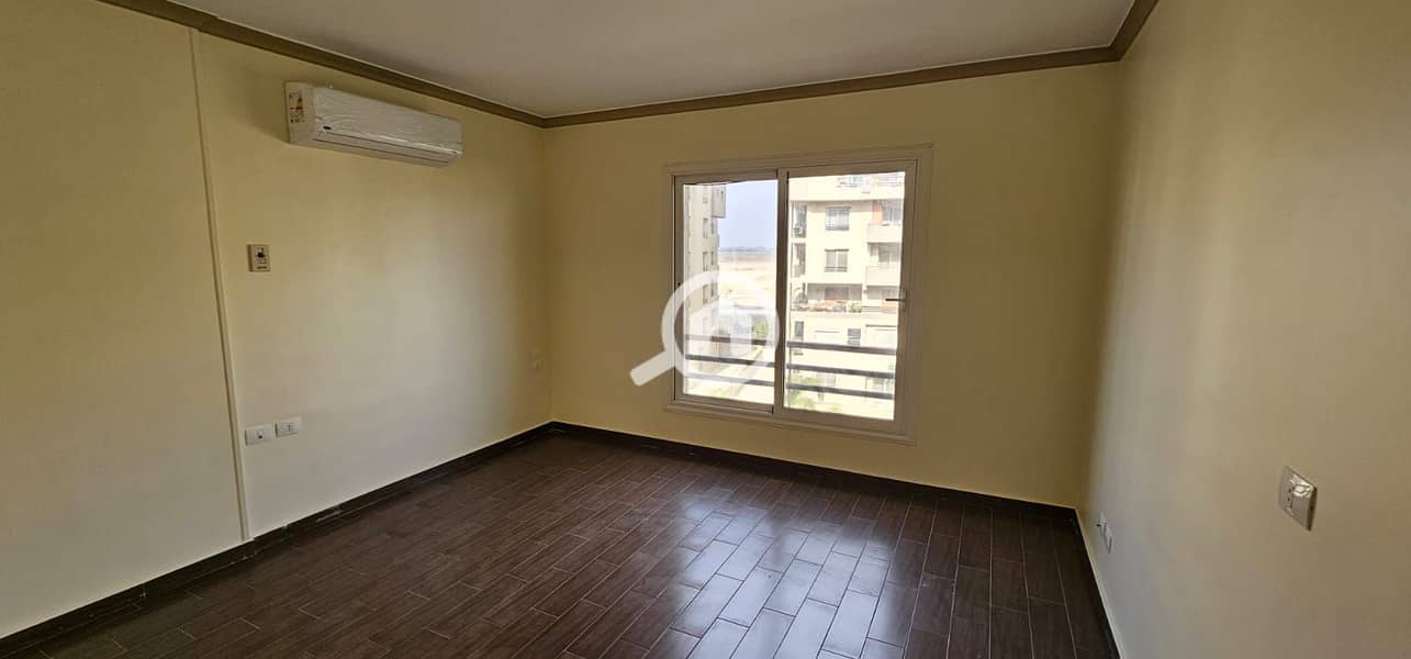 14 ff6b41e1-0d17-47ec-b927-3251ff071f94. jpg