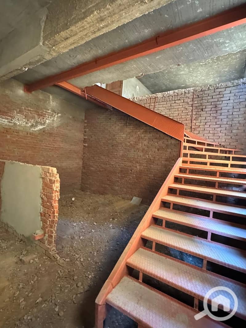 6 WhatsApp Image 2025-11-11 at 3.01. 58 PM. jpeg