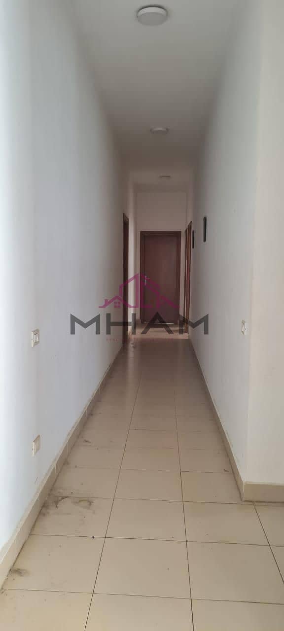 6 photo_5807610784761187220_y. jpg