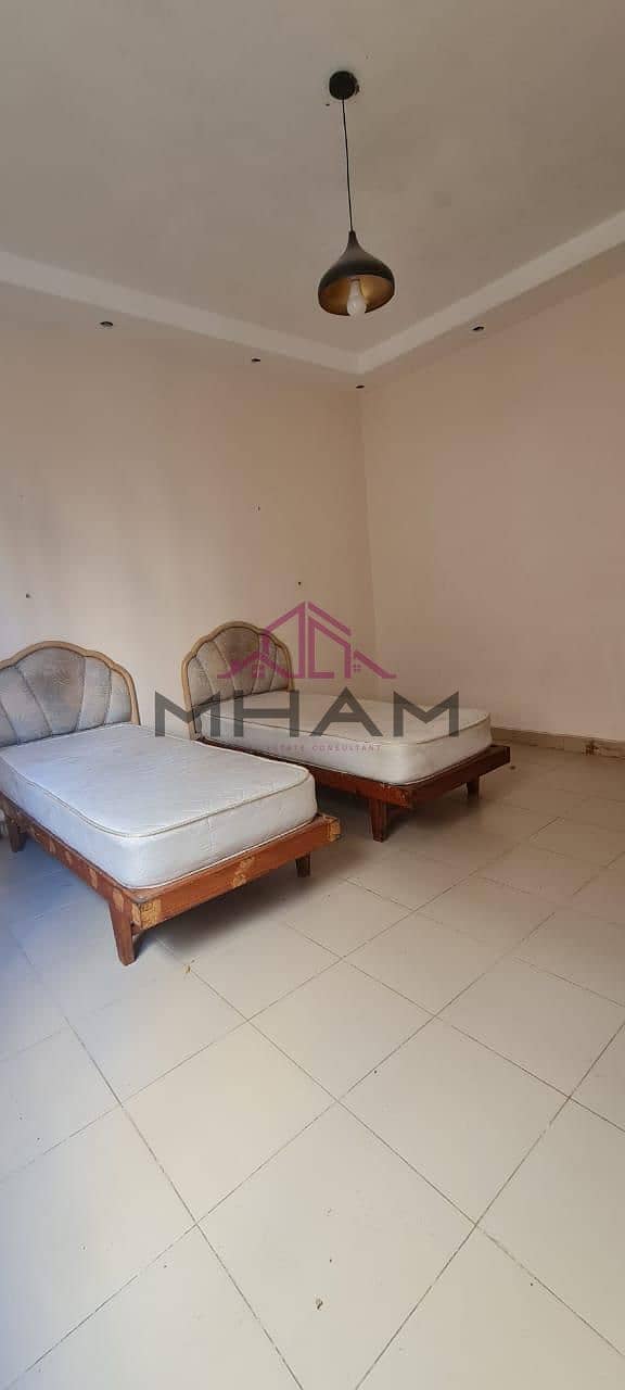 13 photo_5807610784761187227_y. jpg