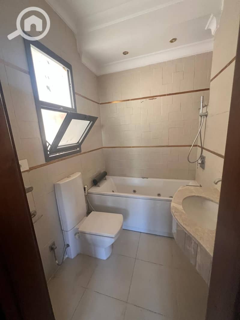 7 IMG-20251112-WA0194. jpg