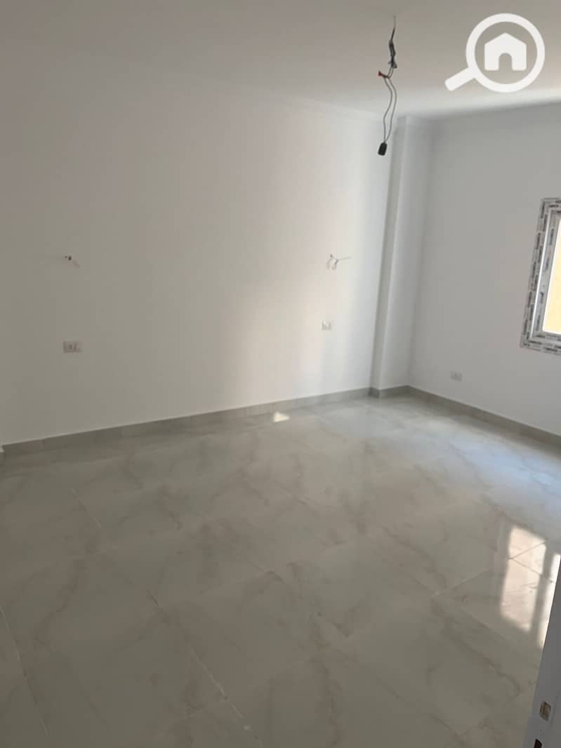 6 WhatsApp Image 2025-11-08 at 7.18. 40 PM. jpeg