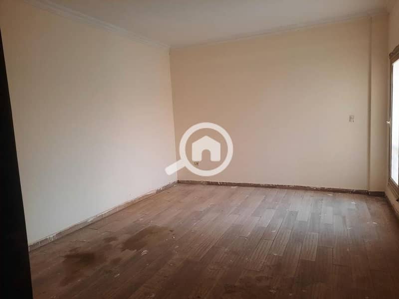 4 WhatsApp Image 2024-11-10 at 12.49. 21_b3bc6b81. jpg