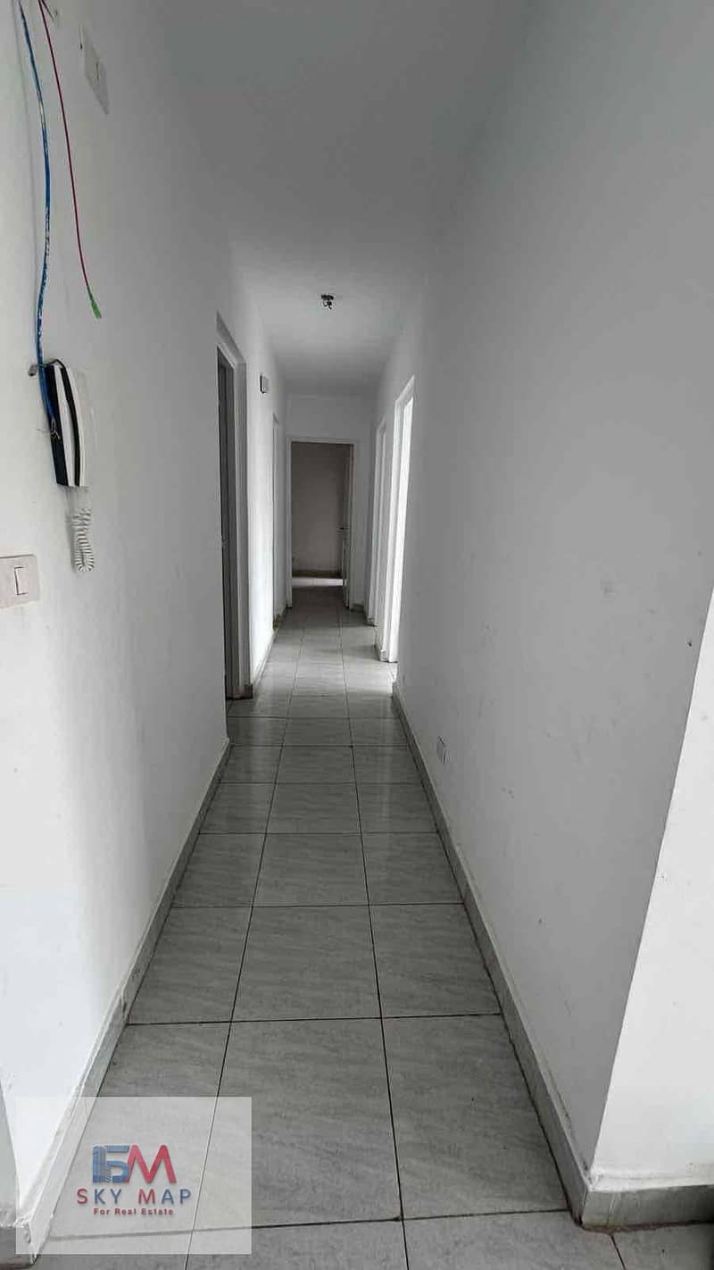 6 8A06A30C-703F-44B3-8727-B8003C6DC673. jpg