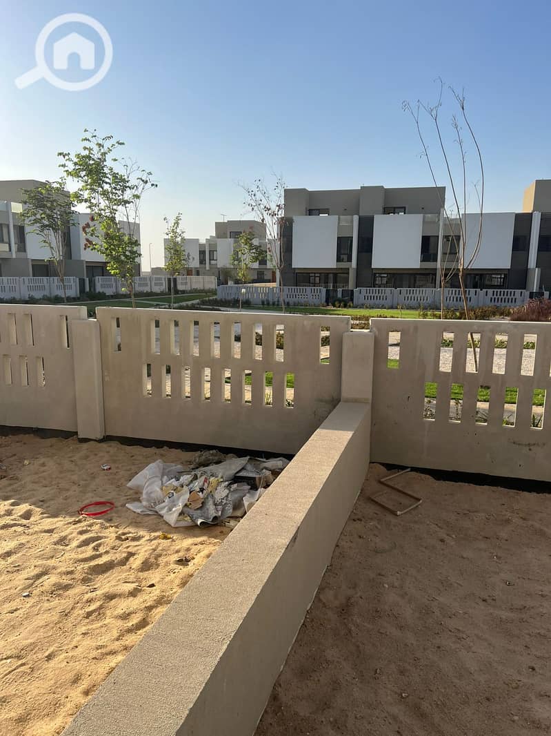 3 156877ce-6011-4b99-81ee-eb2e9c9cc5d9. jpg