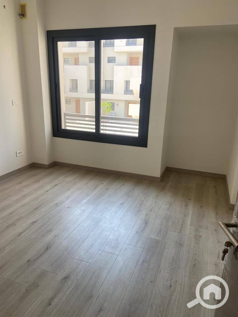 14 b5350675-ac48-4289-995e-5e46e08b1f1a. jpg