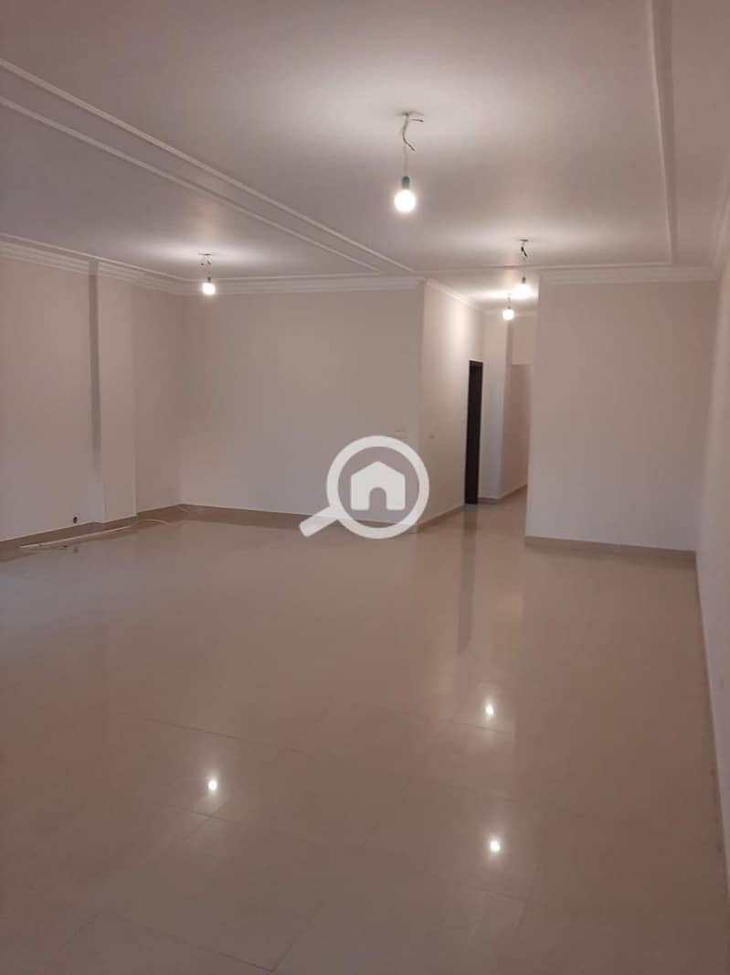 8 fe73531b-abd2-4902-ba4f-f584c8ff10ea. jpg