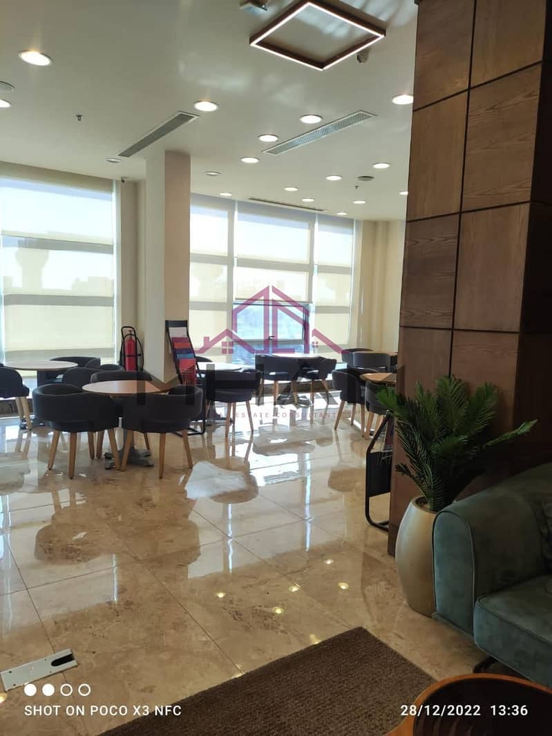 2 photo_5792184121227414321_y. jpg