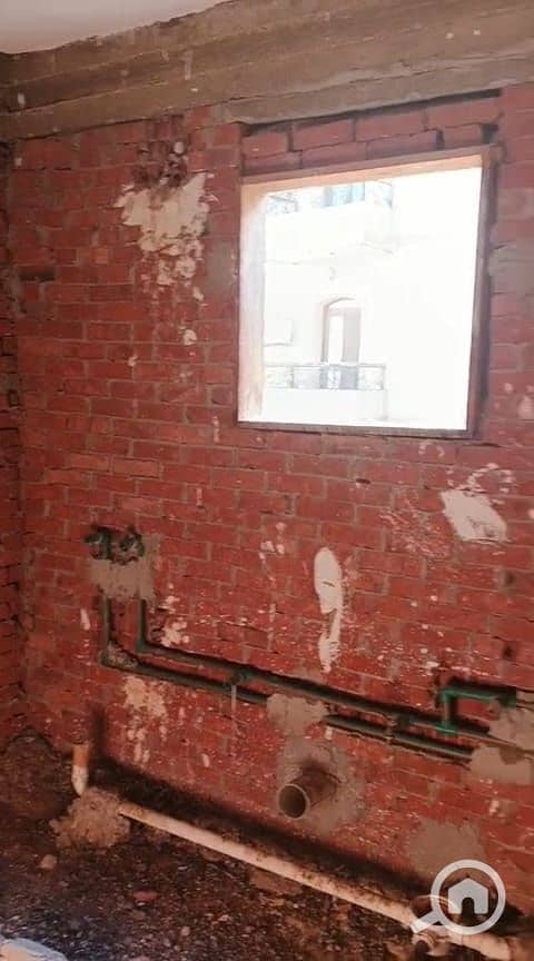 8 fbbe28f4-c36b-4908-9c4c-29c8f3fcacd9. jpg