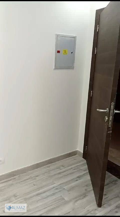 4 WhatsApp Image 2025-11-12 at 4.34. 50 PM (2). jpeg