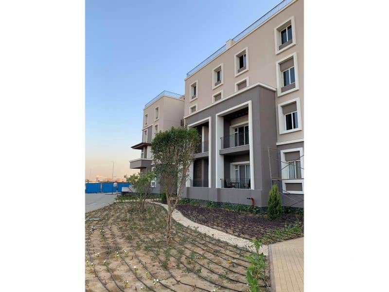 8 a1c483d0-ef0b-4993-921b-d6364686b867. jpg