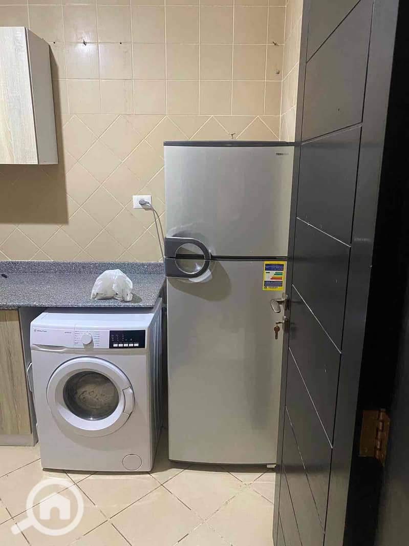 10 d0eb3d23-e3b4-4a33-bf2c-8c6bf9c170eb. jpg