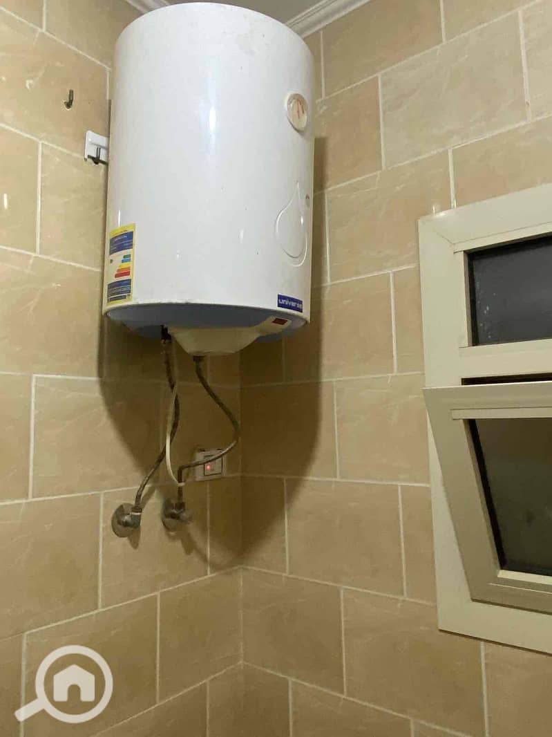 12 5b187a59-8afe-46dd-ad91-69dac6d8cf57. jpg