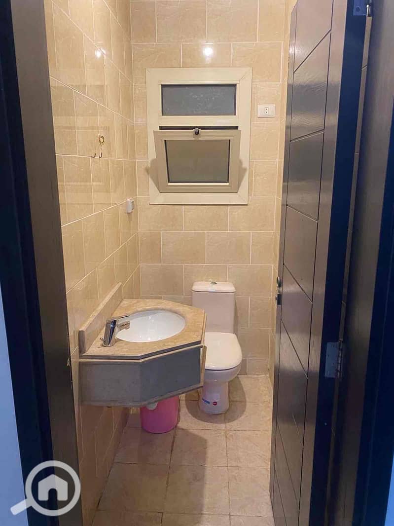 13 af0a359d-8bfb-48ed-8dd3-b846c370ea89. jpg