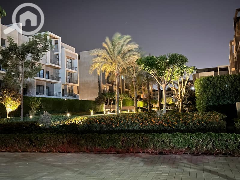 2 0461d995-6f83-4f09-b4a0-5ee8a5dd2e08. jpg