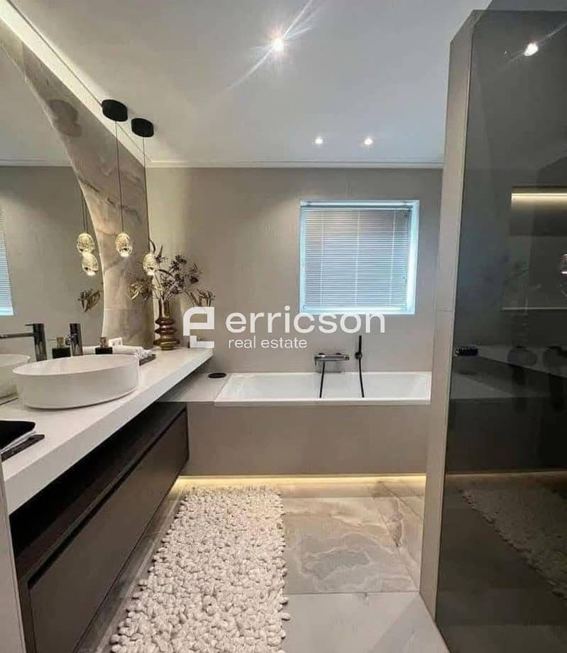 4 576171086_122109133623051611_2568669170887055140_n. jpg