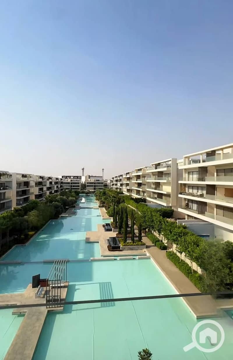 4 524529845_122215150340117576_6245175750798100295_n. jpg