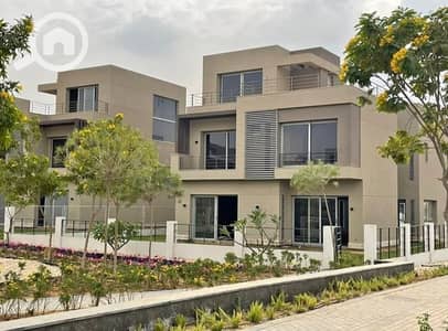 4 Bedroom Villa for Sale in New Cairo, Cairo - 498232678_3980524602261768_2971530725883215655_n. jpg