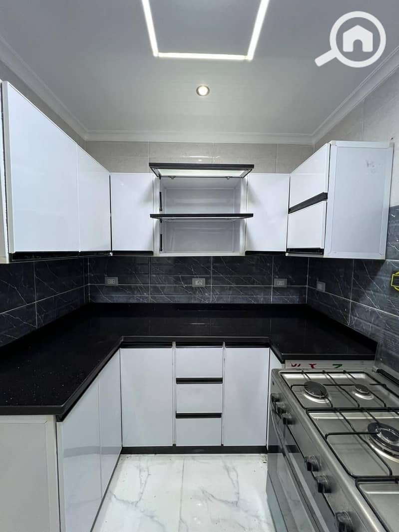 3 94924d2e-3f2b-43c0-88c2-17da717c4f38. jpg