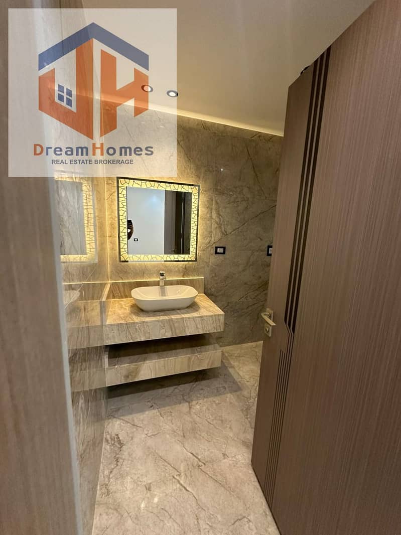 3 5be2108b-d24f-48dd-8fcc-7802d963020f. jpg