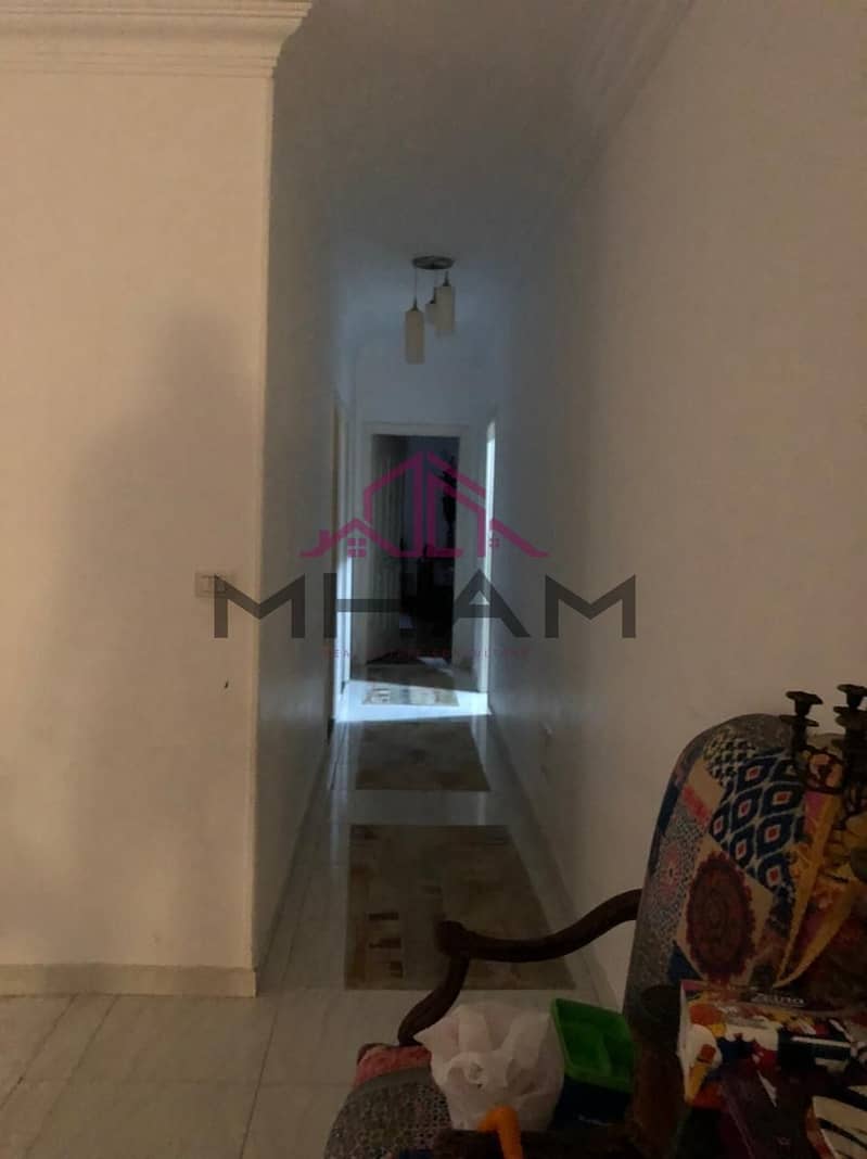 4 photo_5805636981000703378_y. jpg