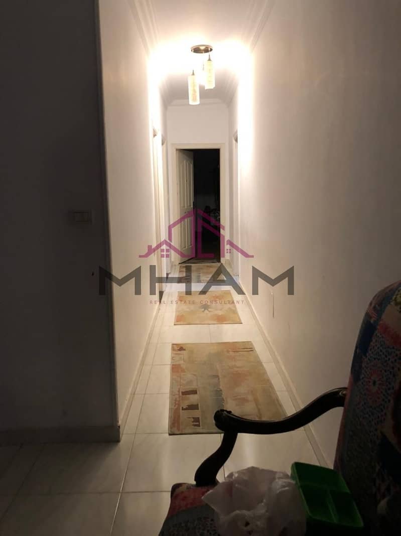 9 photo_5805636981000703386_y. jpg