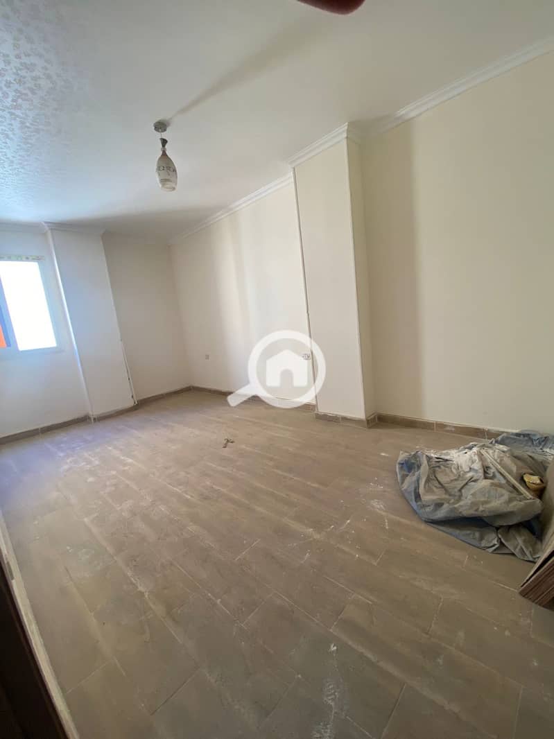 4 WhatsApp Image 2025-10-01 at 4.25. 12 PM. jpeg