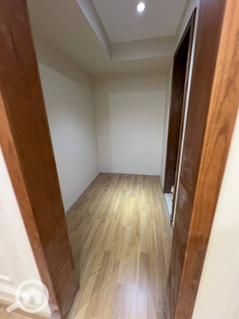 3 8ae091bb-c97e-4765-91b3-1e44d6113f66. jpeg